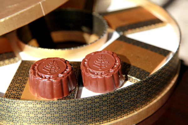 Luxury mooncakes