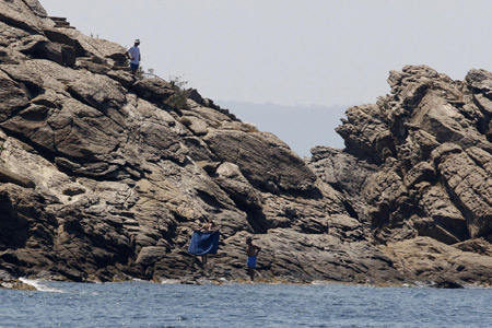 Sarkozy, wife on holiday at Cap Negre promontory