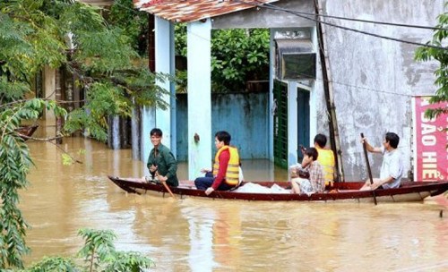 越南洪災(zāi)已造成100人死亡 14萬棟房屋被淹