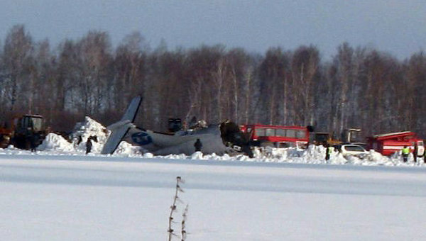 俄羅斯載43人客機起飛后不久墜毀 31人死亡12人生還