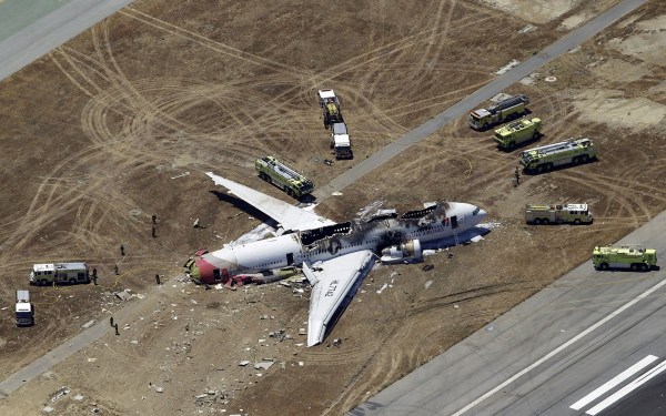 韓國客機墜毀致28名中國乘客受傷 10人較嚴重