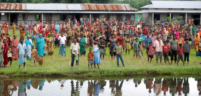 印度種族沖突致近80人死、40萬人成難民 移民問題或是主因