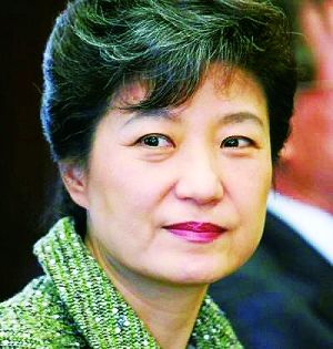 韓國總統女候選人代父親樸正熙向受害人道歉