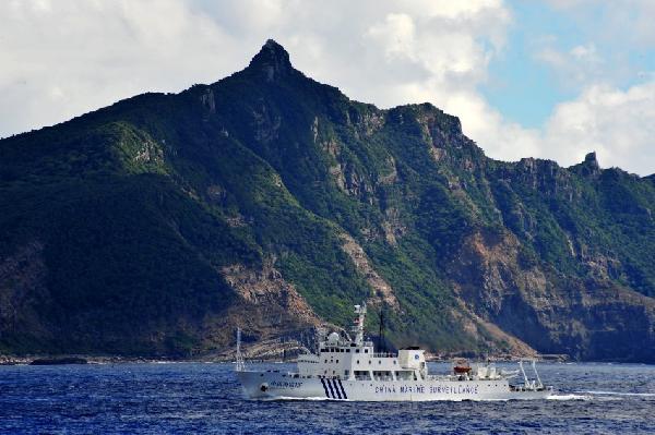 我海監釣魚島執法挫敗日右翼迫使其漁船駛離