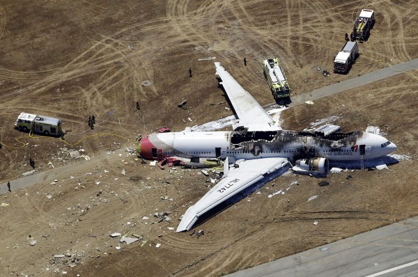 韓國客機墜毀致28名中國乘客受傷 10人較嚴重