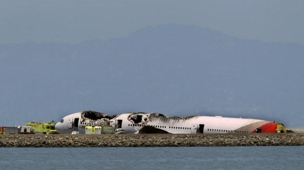 韓國客機墜毀致28名中國乘客受傷 10人較嚴重