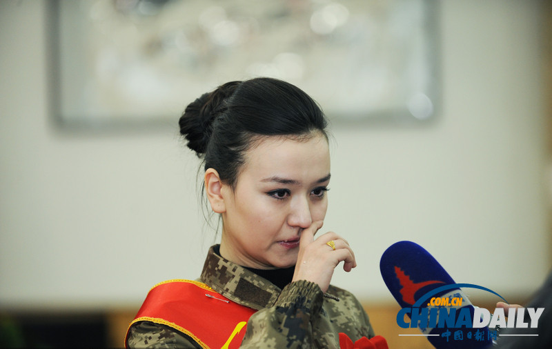 綠色軍營柔美風景線 盤點世界各國女兵誰最美（組圖）