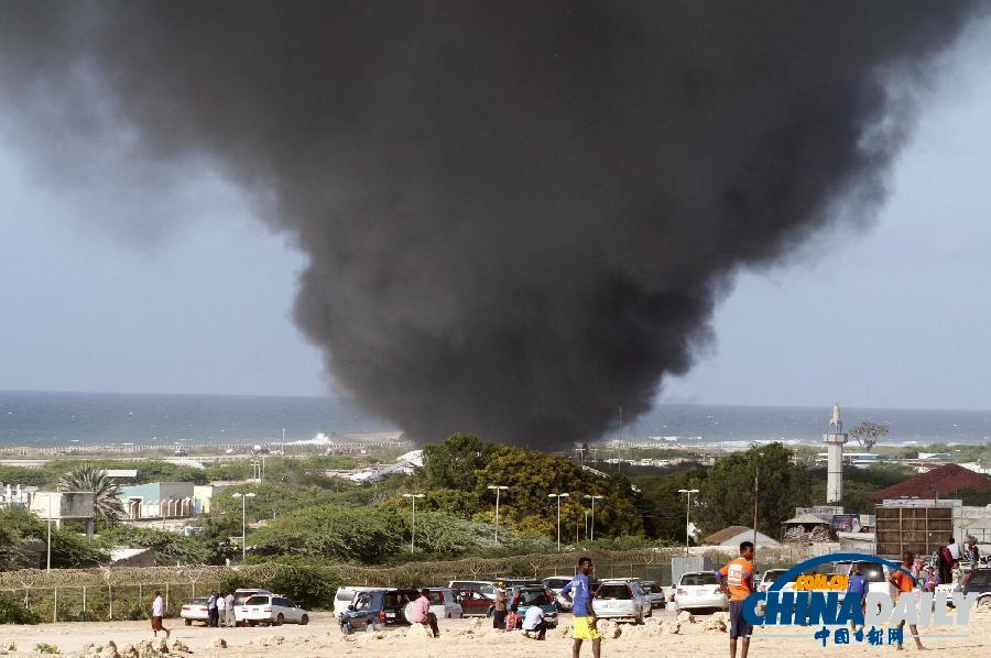 外軍機在索馬里首都機場起火燒毀 至少4人死亡（圖）