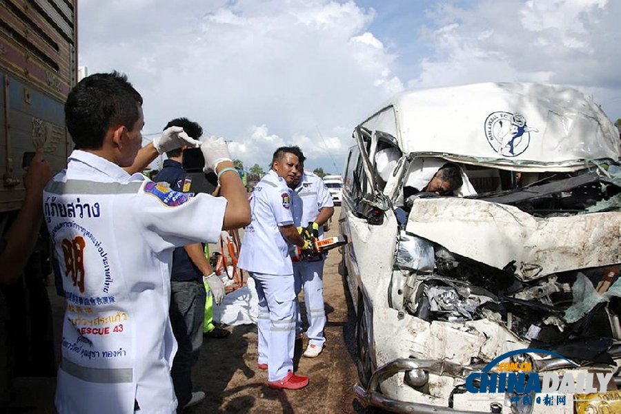 泰國發生車禍 3人死亡包括1名中國游客（組圖）