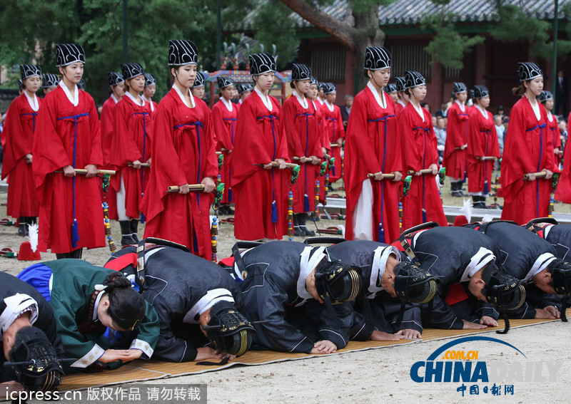 韓國首爾成均館舉行“釋奠大祭”祭祀孔子（組圖）