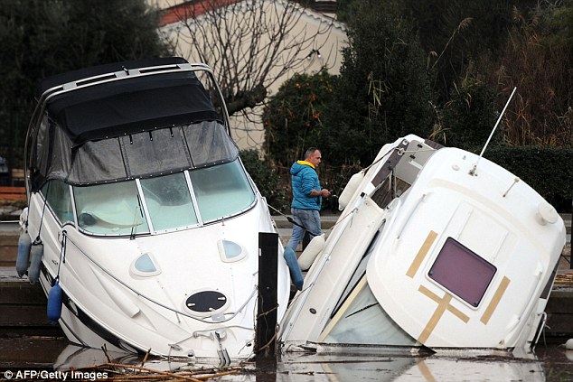 法國南部暴雨引發洪災 2人死亡數千人受影響