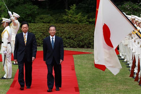 China, Japan agree to reestablish hotline between premiers