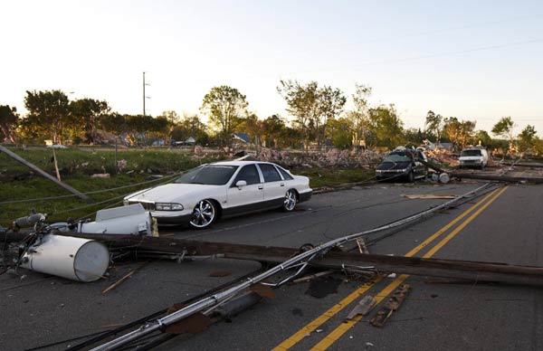 US storms leave 45 dead