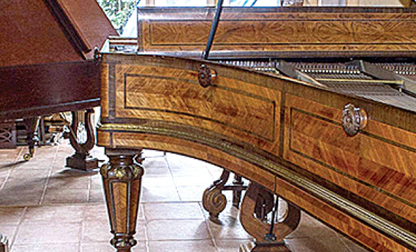 Eccentric French collector turns home into piano 'orphanage'