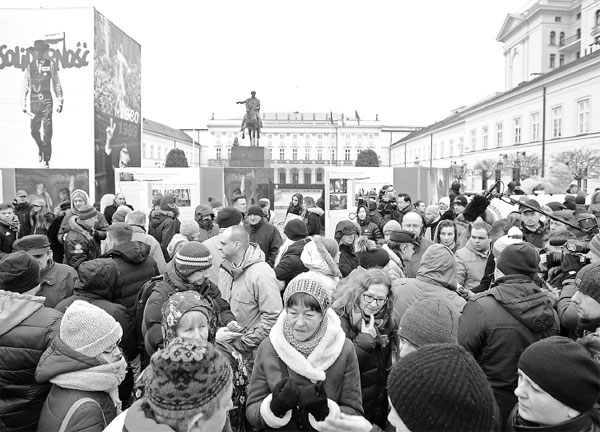 Poland aims to help citizens with Swiss loans