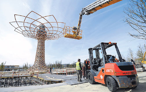 Problem-plagued Milan Expo battles a long list of headaches