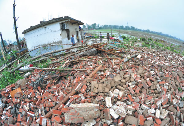 Storms, tornado leave 78 dead