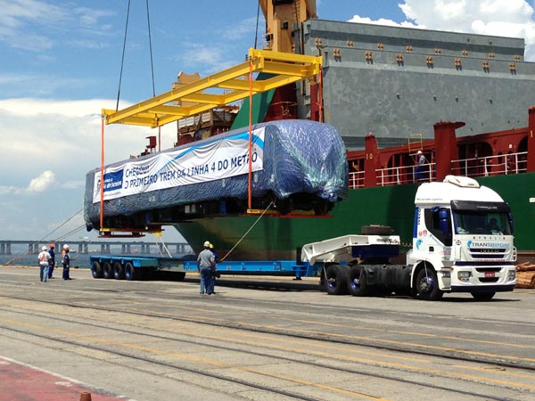 China-made subway train arrives in Rio for Olympics