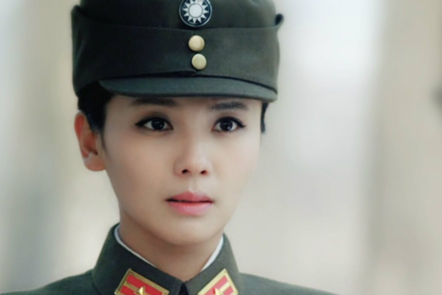 制服誘惑：國內(nèi)演員誰穿軍裝最有范兒？（組圖）