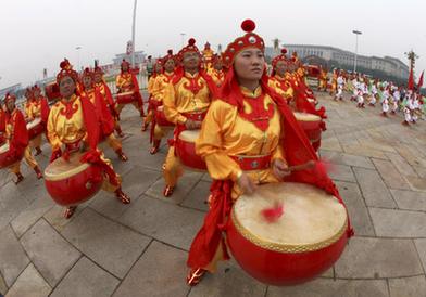 Olympic torch relay begins final leg in Beijing