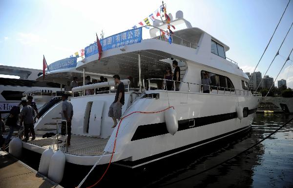 Yacht exhibition opens in HK