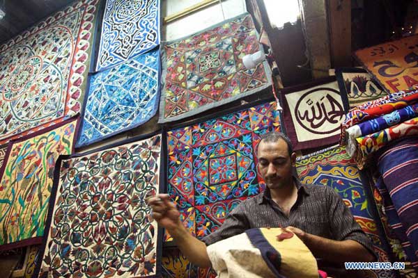 Traditional art Kheyameya faces extinction in Egypt