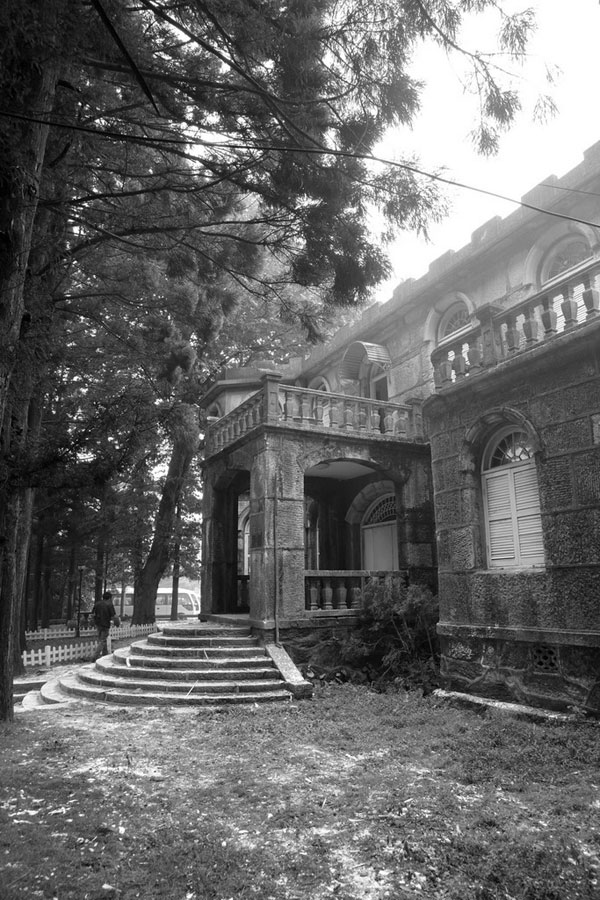 Heritage through lenses:Mount Lushan