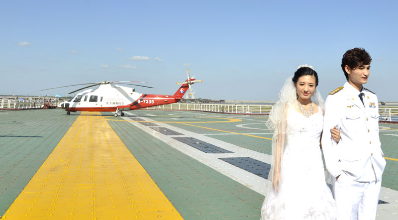 World's first aircraft carrier wedding show