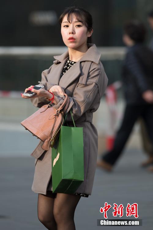 How to dress for spring? Girls in Nanjing know the answer