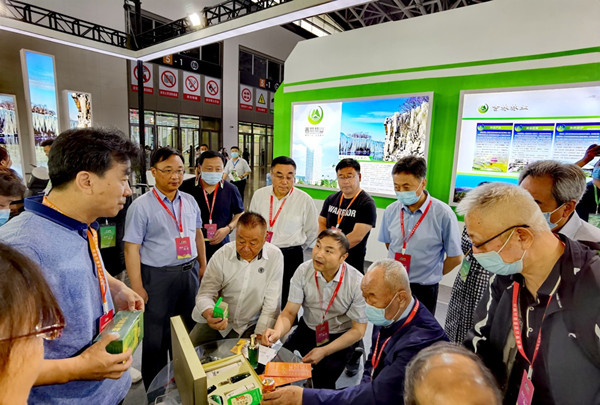 Jilin displays forestry achievements at expo