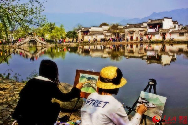 Picturesque scenery in Hongcun Village