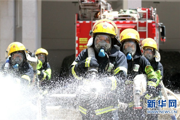 A Fujian firefighter's two wishes