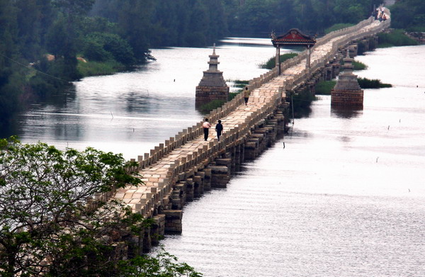 Anping Bridge