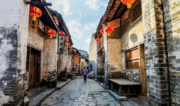 6 places in Guangxi for graduation trips