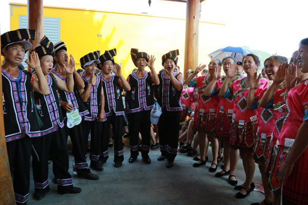 Fair festival showcases traditional Dong culture