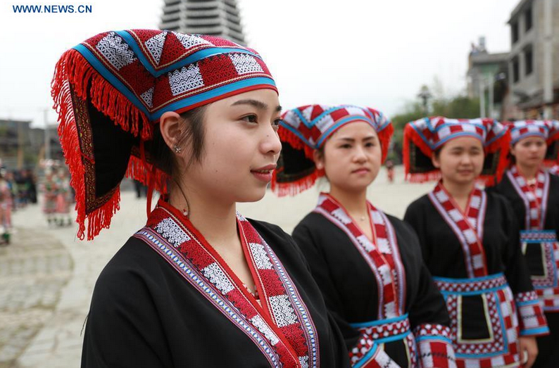 In pics: colorful traditional costumes of Dong ethnic group