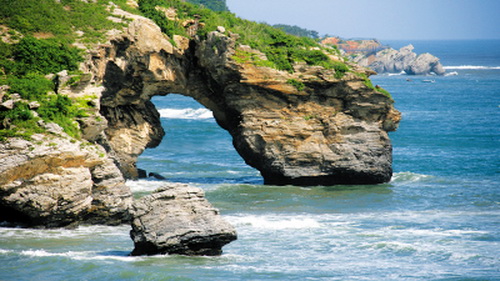 Dalian's Golden Pebble Beach