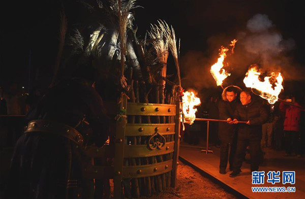 Celebrations in Baotou mark fire worship