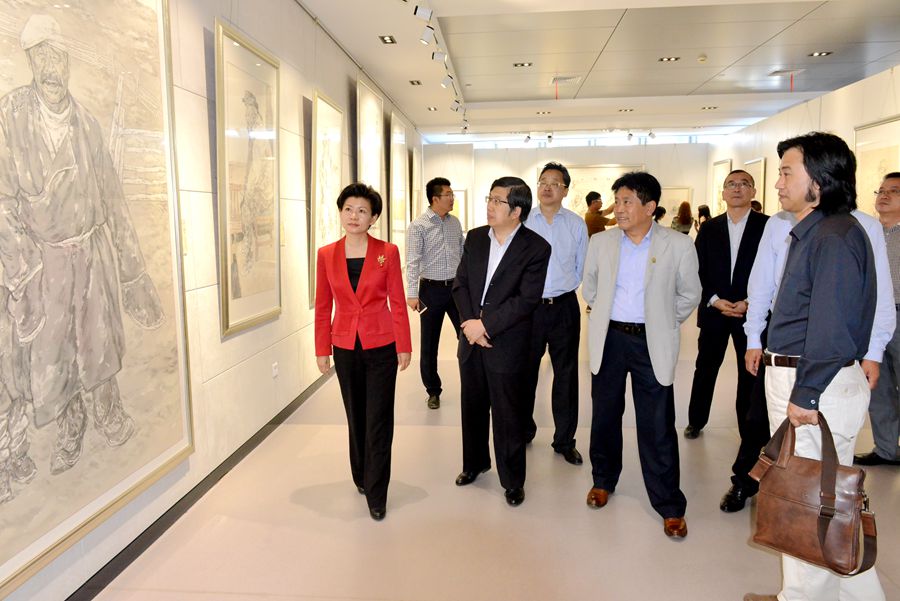 Inner Mongolia Normal University has art exhibit in Wuhai