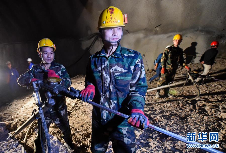 Inner Mongolia opens its first high-speed railway tunnel