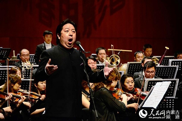 Film-themed orchestral concert held in Hohhot