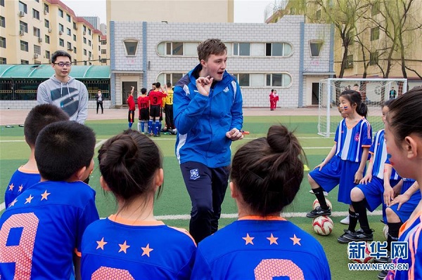 Foreign coaches teach soccer in Hohhot