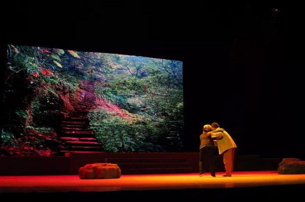 Love Celestial Ladder captures theatergoers' hearts in Zhangjiagang