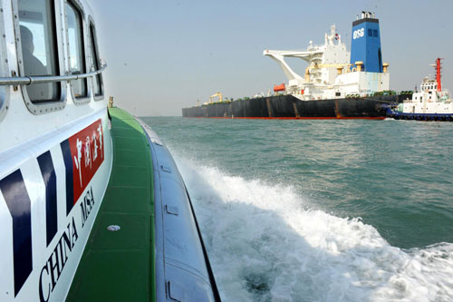 Qingdao welcomes arrival of supertanker