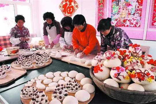 Chinese New Year festivities prevail in Yantai