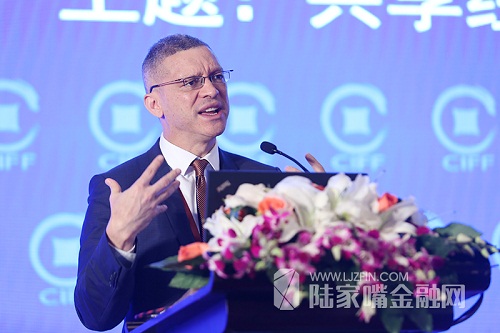 Shanghai hosts China International Finance Forum