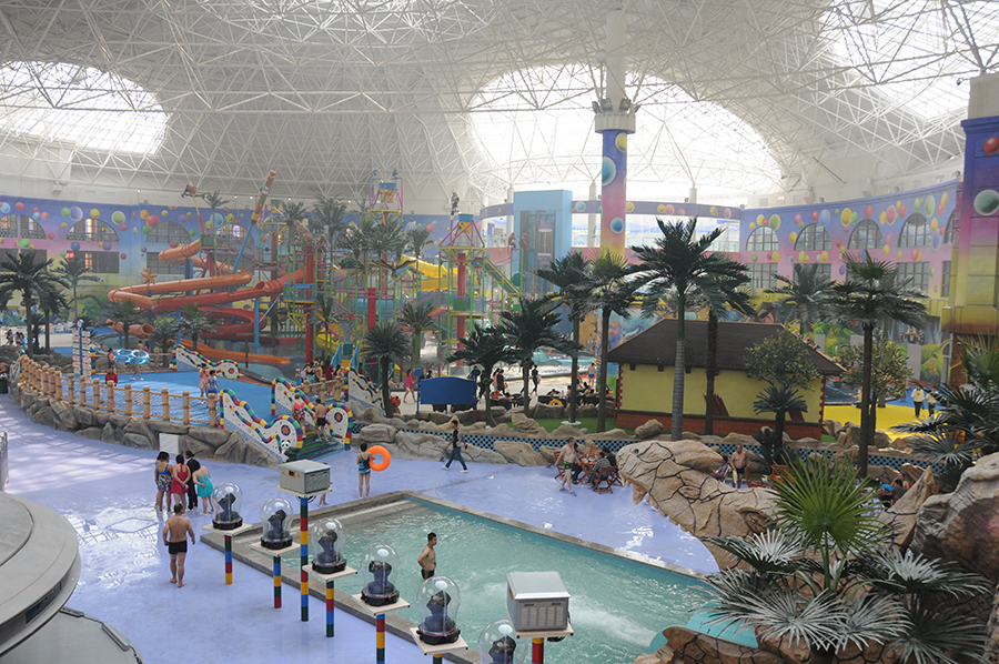 Shanxi welcomes giant indoor water park