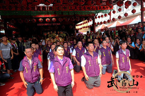 Wudang's Xuan Wu statue visits four temples in Tainan