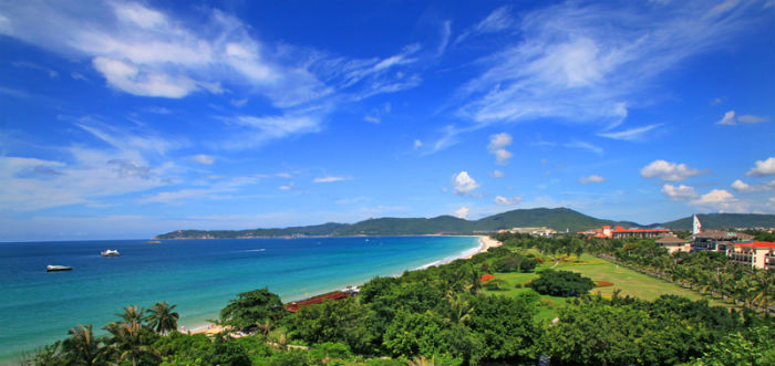 Sanya: A blue and green city