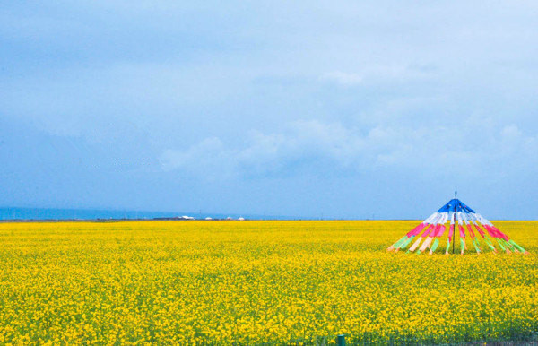 Xining, the gateway of the Tibetan Plateau